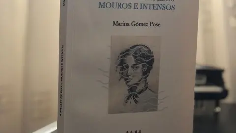 Libro a Muller dos ollos mouros e intensos