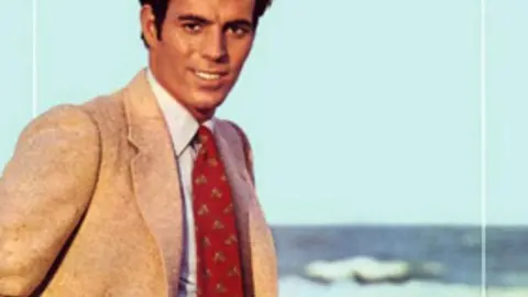 Julio Iglesias
