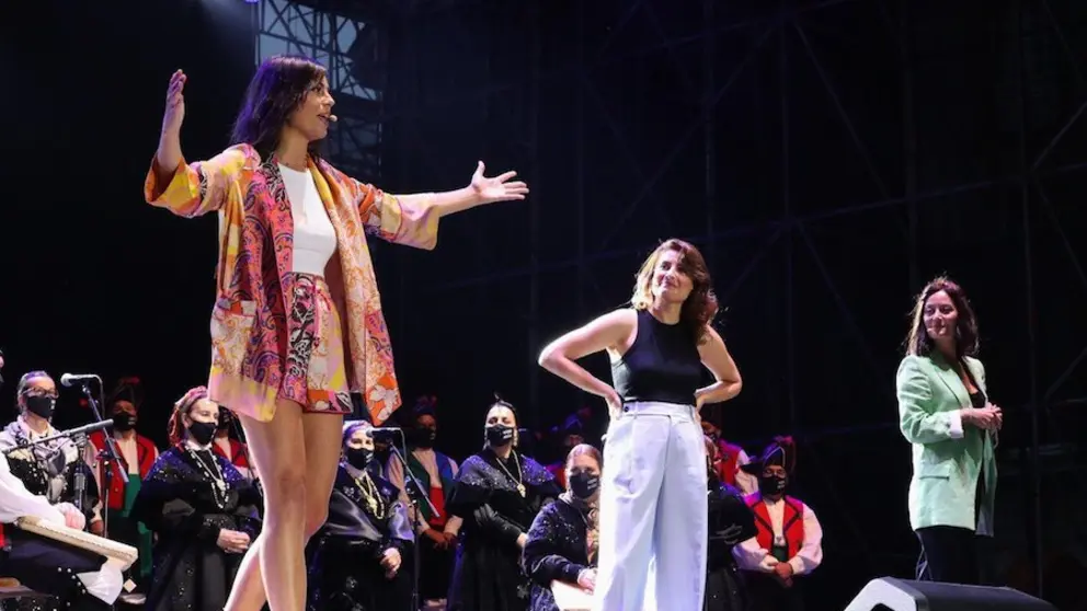 Marta Doviro co show Sen Restricions no Obradoiro2021