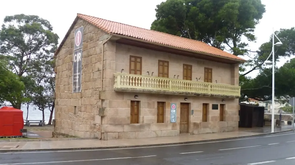 Casa de Pedra no Lugar do Ézaro-Modesto