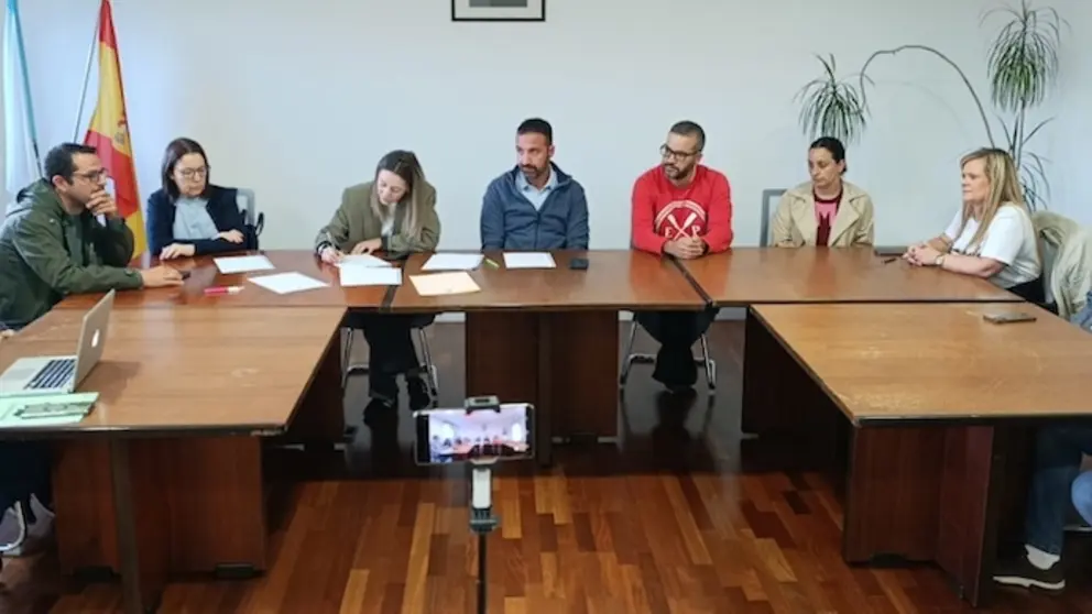 imaxe_pleno-unanimidade en Mazaricos