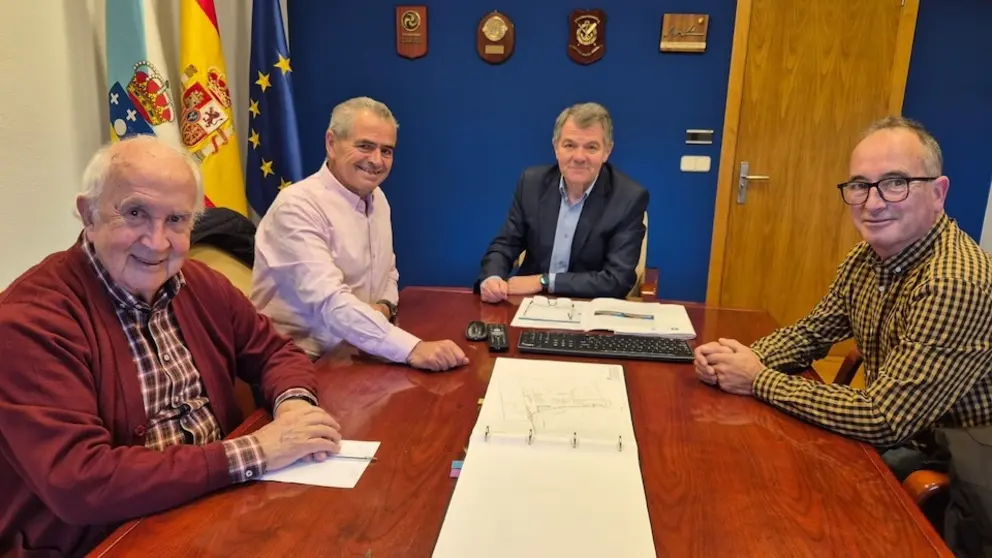 Reunion de Portos da Confraria de Corcubion e o Carrumeiro