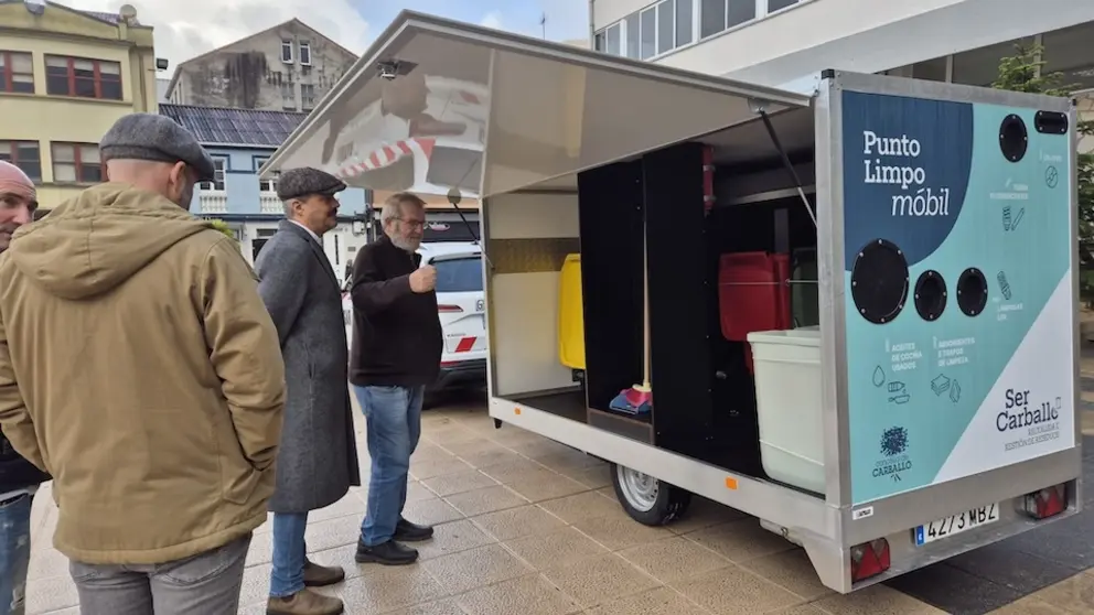 Punto limpo mobil do Concelo de Carballo