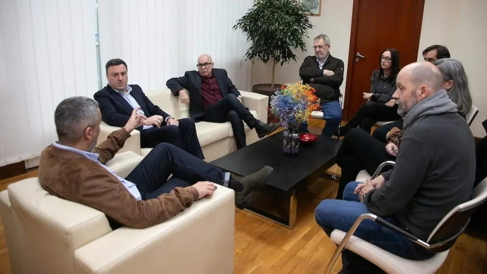 Reunion de Carballo co Valentin Gonzalez Formoso