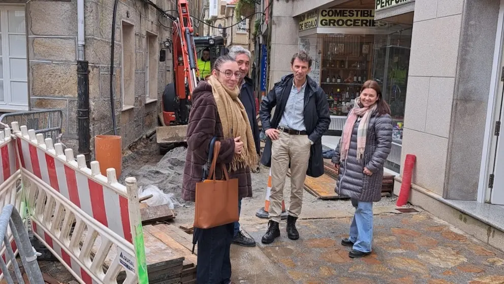 Obras no casco vello de Muros