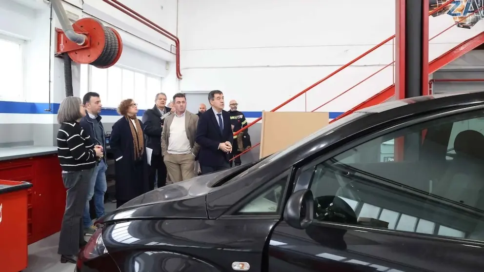 Visita do Conselleiro de Educacion ao IES de Ponteceso 2