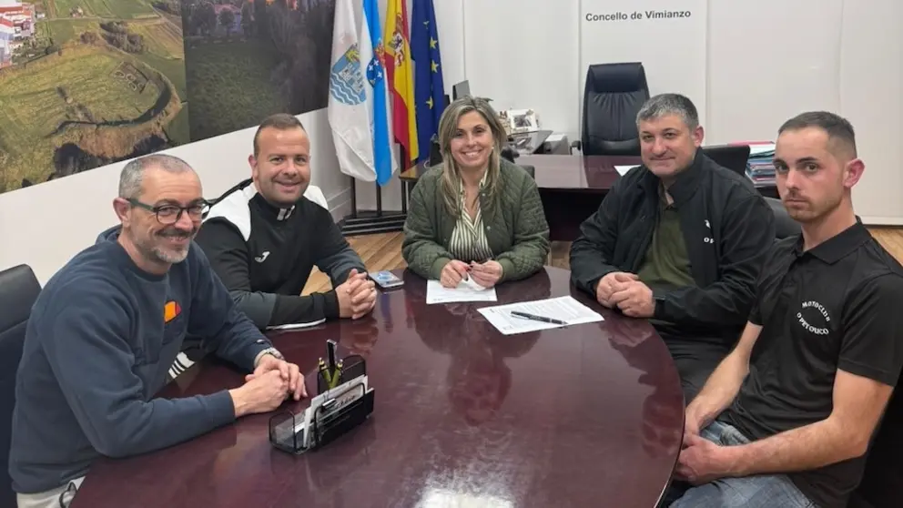 Concello de Vimianzo e motoclub Petouco