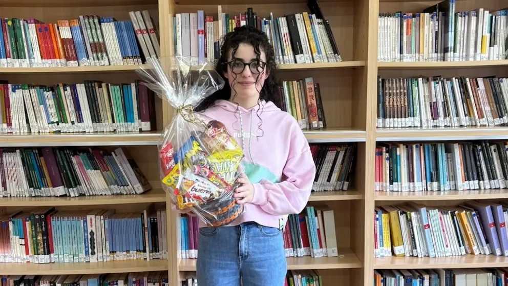 Ainara Rodríguez Blanco do IES de Baio na olimpiada de Quimica