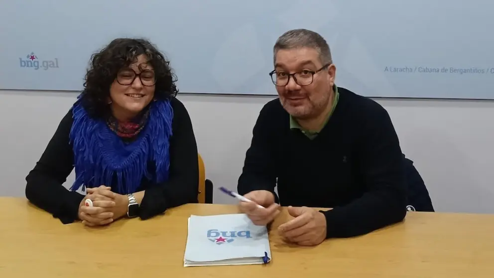 Cristina Vazquez del Prisco e Oscar Insua polo BNG de Laxe