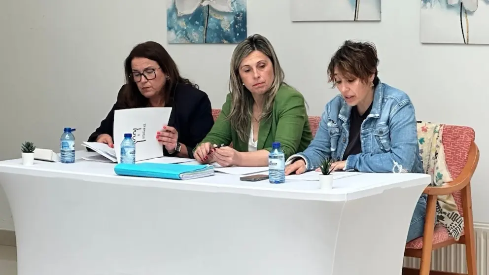 Alcaldesa de Vimianzo e concelleiras