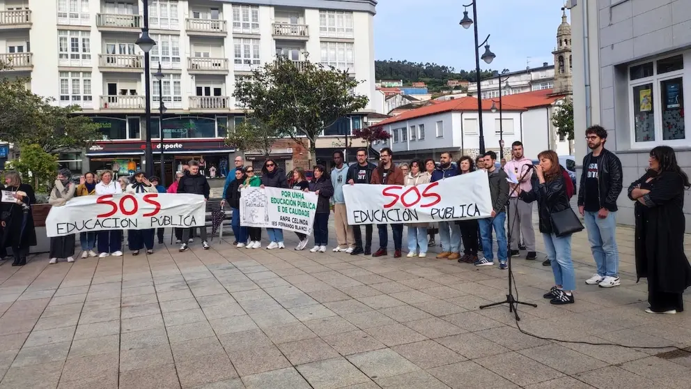 Manifestacion 6M polo ensino publico de calidade en Cee 2