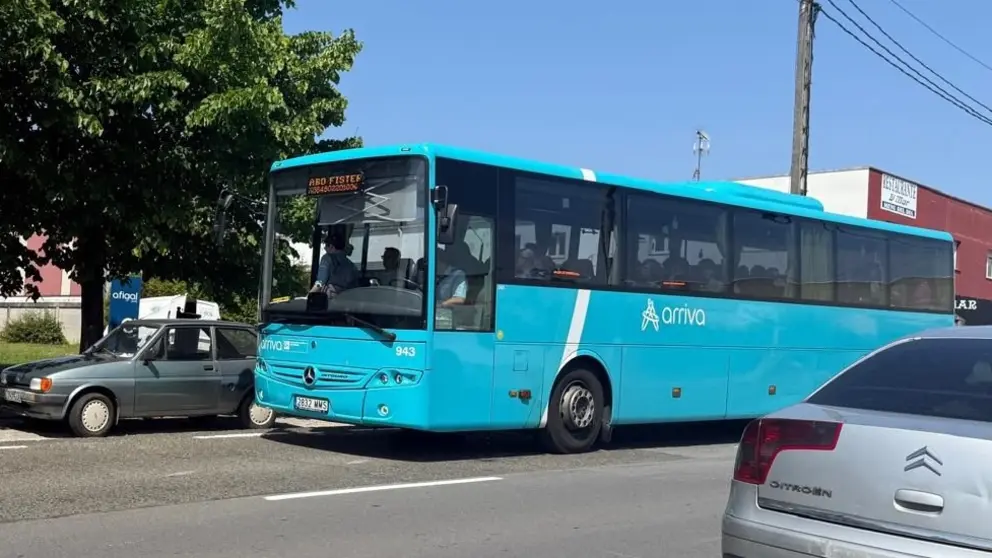 Bus no Poligono de Bertoa