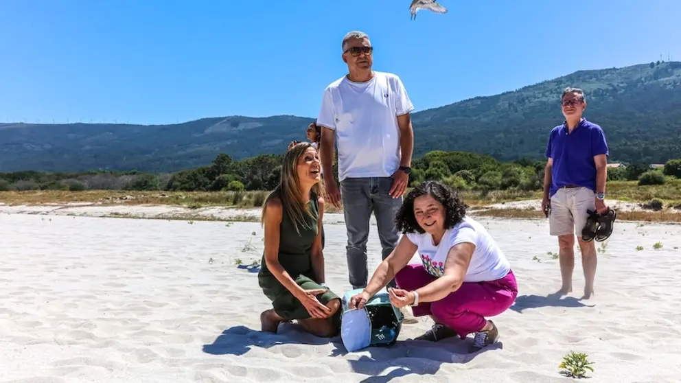 Soltando Pillaras das Dunas en Carnota