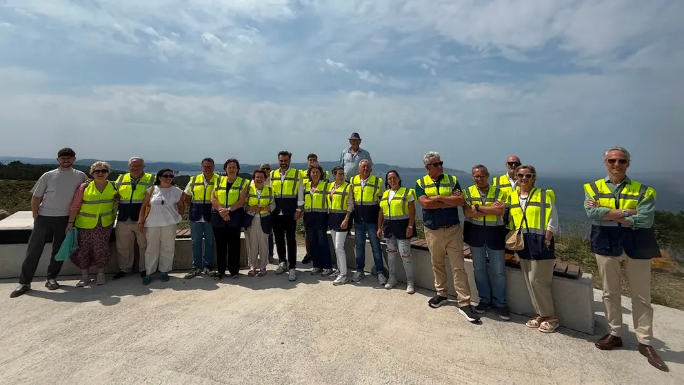 A Croa inaugurando coa Xunta unha pista forestal