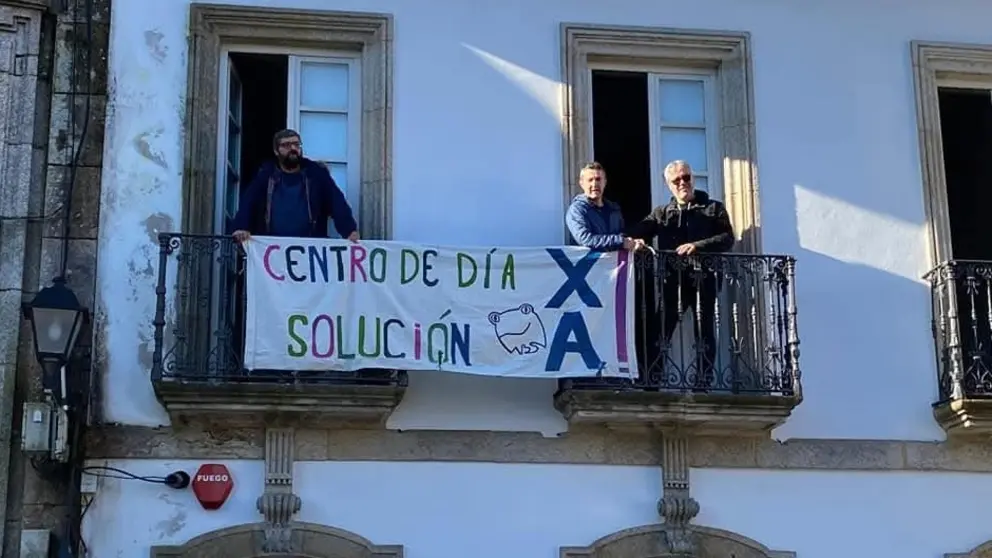 PLATAFORMA centro de dia de Corcuion Xa