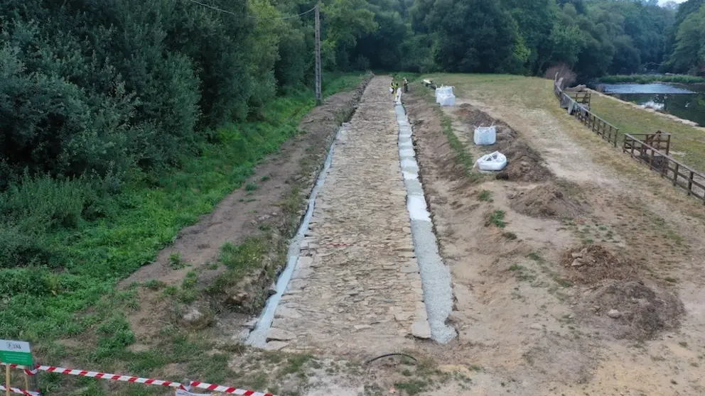 FOTO 3 O Concello de Zas recupera a totalidade do Camiño Real, antiga calzada romana de Brandomil, e garante a súa conservación