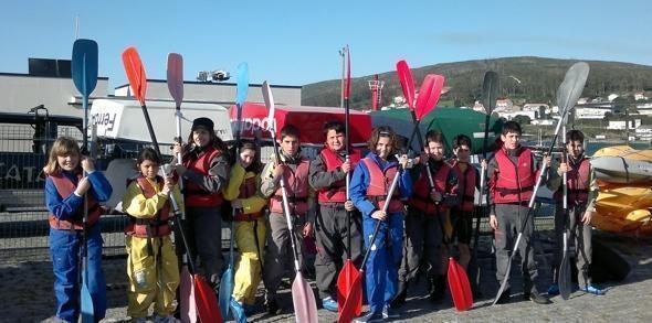 Alumnos ceenses do Mar na Escola