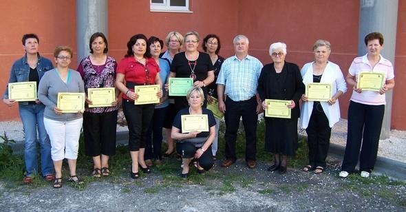 Clausura da E M de Manualidade Perfecto e diplomas