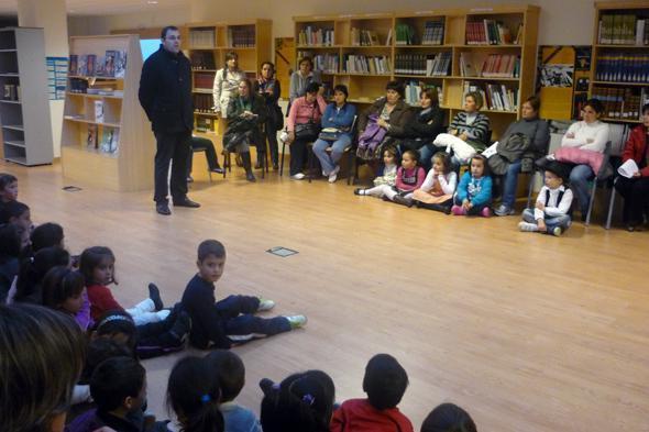Oscar Rey Calo presenta o Taller de Bibliotolerancia en Ponteceso