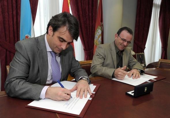 O presidente da Deputacion e o alcalde de Malpica