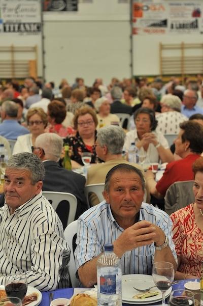 Unha das festas dos maiores en Fisterra