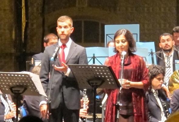 O tenor Diego Neira e a soprano Aida Lopez interprerando unhas grandes zarzuelas en Cee--Foto-Edita Cambeiro