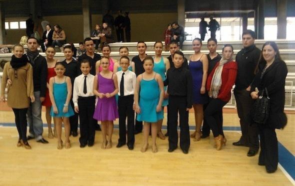 Bailarins de Arte e Movemento en Pontevedra Bailarins de Arte e Movemento en Pontevedra