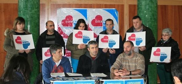 Plataforma Queremos Galego Bergantinos-Costa da Morte Membros da Plataforma Queremos Galego Bergantiños-Costa da Morte anunciando a manifestación do 27 de xaneiro contra o Decretazo