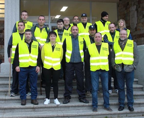 Os Grumir apoiados por todos os grupos municipais de Vimianzo de camino a Santiago Os Grumir apoiados por todos os grupos municipais de Vimianzo de camino a Santiago