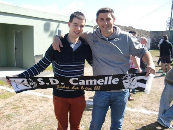 DAvid Castro cunha bufanda mundial da SD CAmelle-Foto- Isa Lema DAvid Castro cunha bufanda mundial da SD CAmelle-Foto- Isa Lema