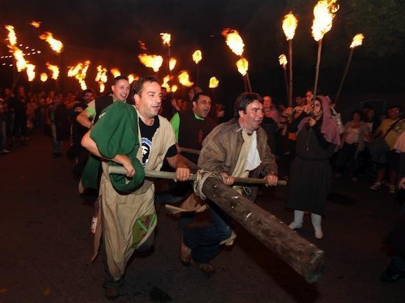 O ariete culmirara a revolta irmandina do Asalto ao Castelo de Vimianzo O ariete culmirara a revolta irmandina do Asalto ao Castelo de Vimianzo