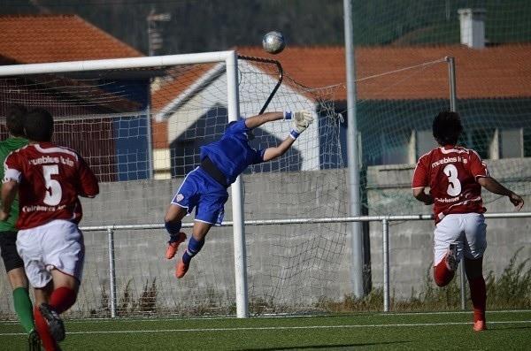 Bugy foi o mellor do Sofan ante o Fisterra-Foto-Jorge Parri