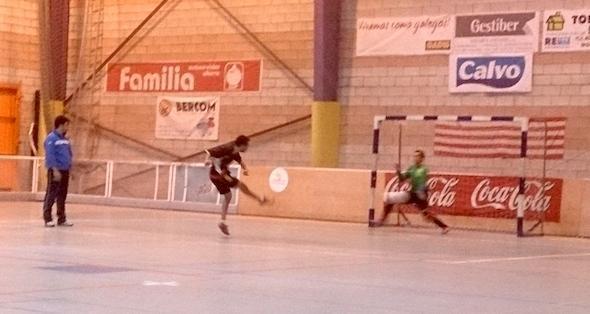 Final Supercoa Futsal Carballo-Penalti decisivo tirado por Miguel Dourado Penalti decisivo tirado por Miguel Dourado