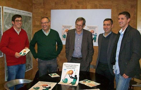 Presentando a Copa Galicia de Baloncesto Infantil en Carballo Presentando a Copa Galicia de Baloncesto Infantil en Carballo