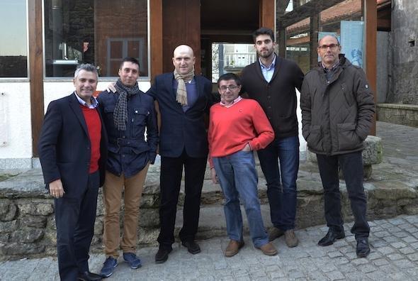 Directivos do Atletico Madrid e do Dumbria en Dumbria-Foto-Jorge Parri Directivos do Atletico Madrid e do Dumbria en Dumbria-Foto-Jorge Parri