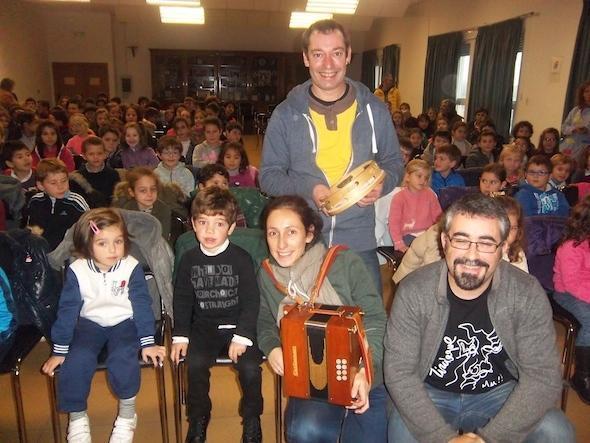 Pablo Diaz Olga Kirk e Alex fente en Zas Pablo Diaz Olga Kirk e Alex fente en Zas