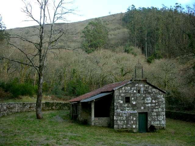 Igrexa e devesa de Santa Leocadia Igrexa e devesa de Santa Leocadia