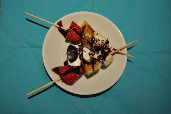 Tapa A Caverna-Muros A Caverna, por exemplo, puxo estas brochetas coas copas