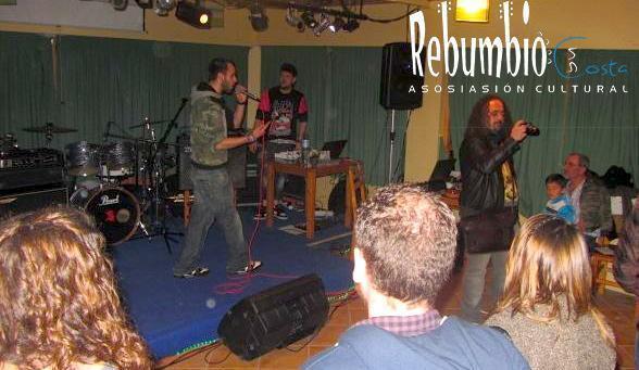Leo KcH inaugurou os concertos do Rebumbio da Costa-Foto-Xose Valencia copy Leo KcH inaugurou os concertos do Rebumbio da Costa-Foto-Xose Valencia copy