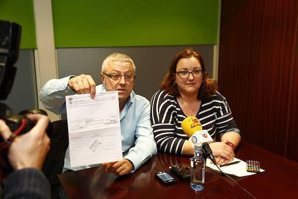 Jose Manuel Rodríguez Blanco apoiando a Monsterrat Vazquez Minones-Foto-Roberto Rua Jose Manuel Vazquez Rodriguez apoiando a Monsterrat Vazquez Minones-Foto-Roberto Rua