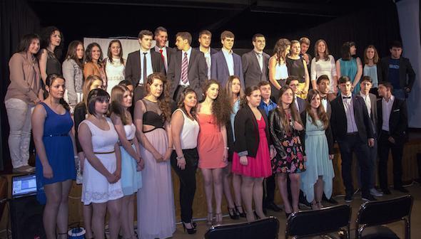 graduacion2 Graduación dos alumnos de Bacharelato do IES Maximino Romero de Lema de Baio