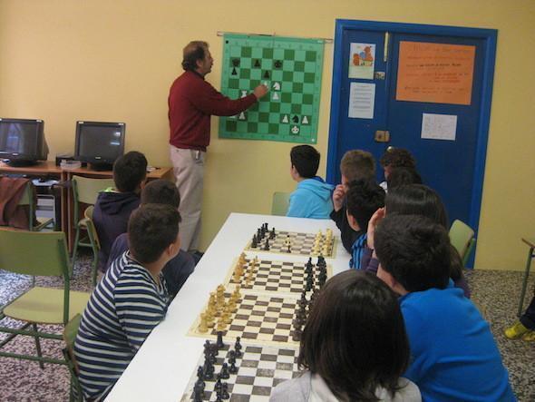 Masterclass de xadrez de Paco Luis Abella Cruz en Zas Masterclass de xadrez de Paco Luis Abella Cruz en Zas