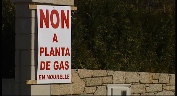 Pancarta contra a planta de gas de Santa Comba Pancarta contra a planta de gas de Santa Comba
