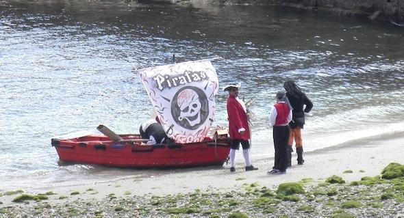 Os piratas das Crebas na Festa do Longueiron 2010 Os piratas das Crebas na Festa do Longueiron 2010