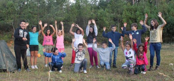 Erguerse pola mana de camping con Senda Nova Erguerse pola mana de camping con Senda Nova