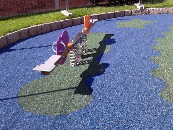Parque Infantil da Cruz Vermella renovado