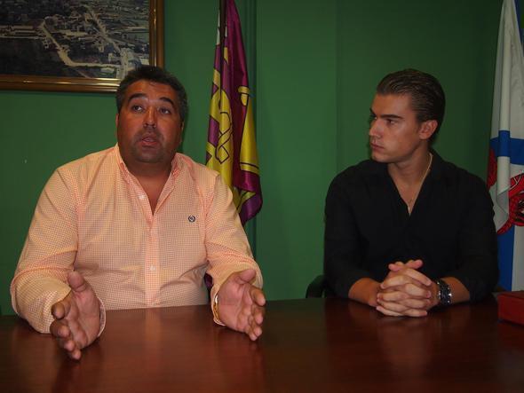 Antonio Landeira co torero de raices xalleiras Luis Gerpe Antonio Landeira co torero de raices xalleiras Luis Gerpe