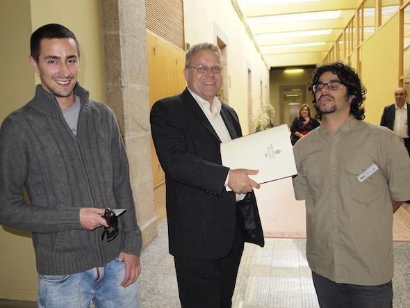 Raul Rios de NG Henrique Sanfiz de RadioFusion e Ubaldo Cerqueiro de QPC no Parlamento coa AMEGA Raul Rios de NG Henrique Sanfiz de RadioFusion e Ubaldo Cerqueiro de QPC no Parlamento coa AMEGA