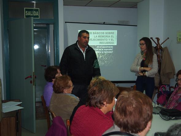 O-alcalde-visitou-o-Taller-de-Memoria-de-Santa-Comba O-alcalde-visitou-o-Taller-de-Memoria-de-Santa-Comba