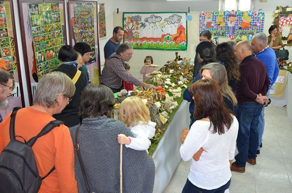 Visita guiada a exposicion das Xornadas Micoloxicas de Pan de Raposo Visita guiada a exposicion das Xornadas Micoloxicas de Pan de Raposo